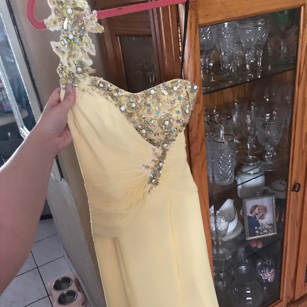 Yellow prom dress
